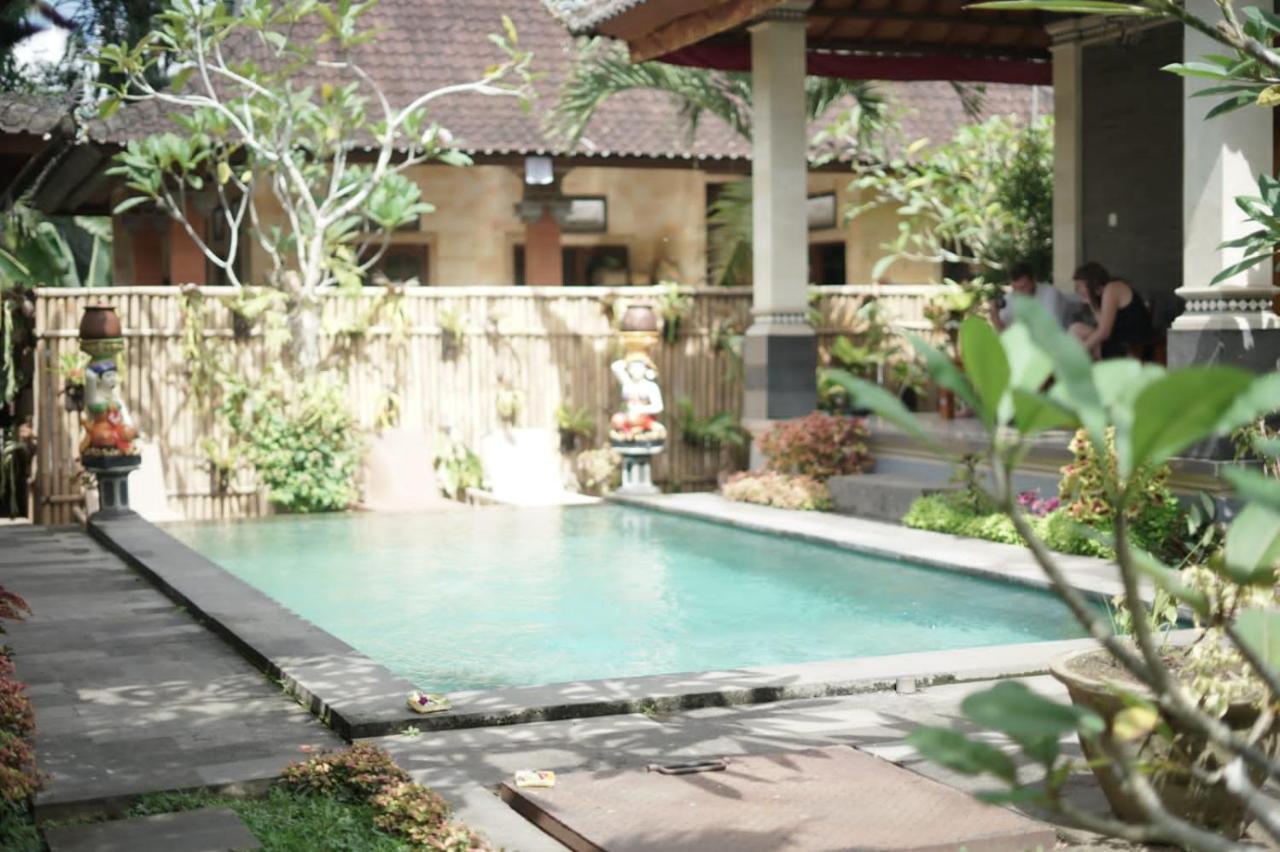 Teba Junjungan Cottages Ubud Esterno foto